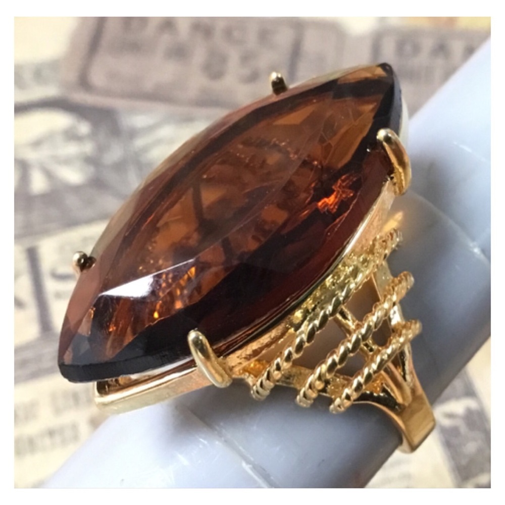 Large Chocolate Gem Gold Statement Ring - image 5